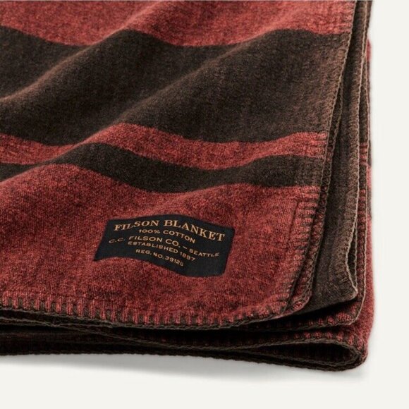 Filson Smokey Bear Cotton Blanket - New With Tags - Picture 2 of 4